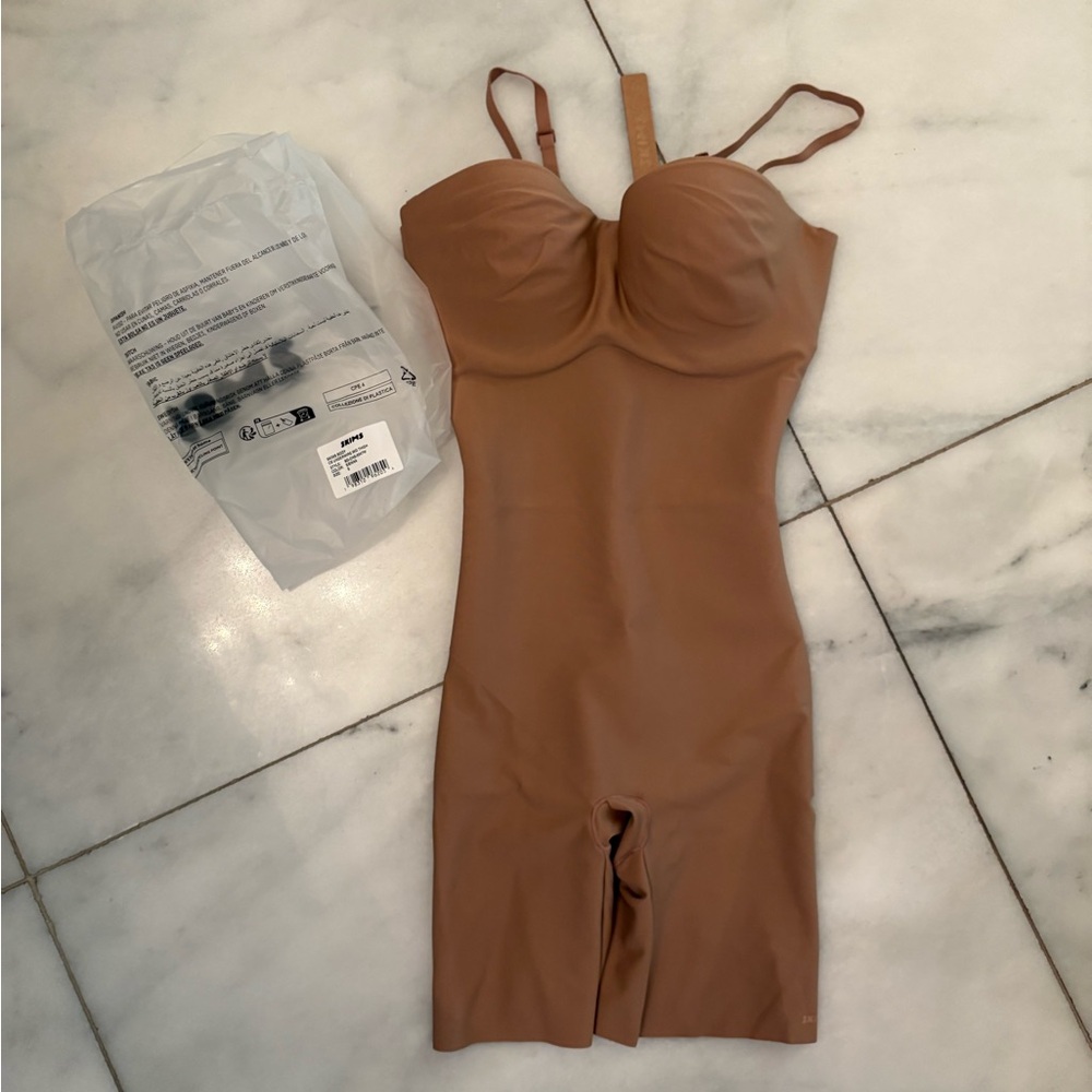 Skim body sculpt Sienna underwire Shapewear Bodysuit mid thigh Brand New